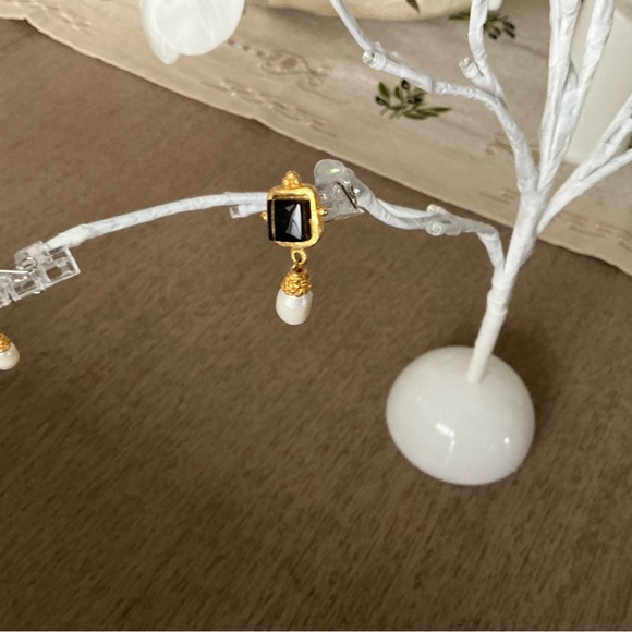 Black and Gold Drop Earrings with Pearl Accents - Picture 2 of 2